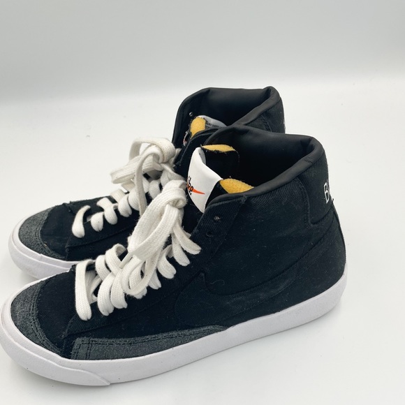 Nike Blazer 1977 Sneaker - US 5.5 - Picture 4 of 8